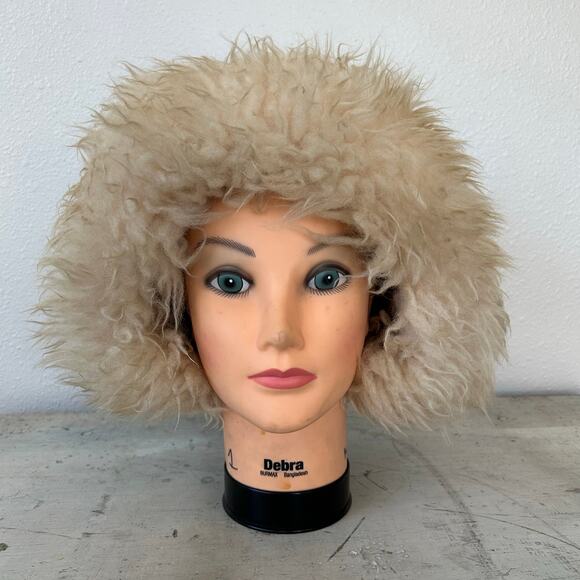 Vintage fur hat Tuscan lambs wool winter 50s 60s glam retro mid century outdoor - Picture 2 of 10